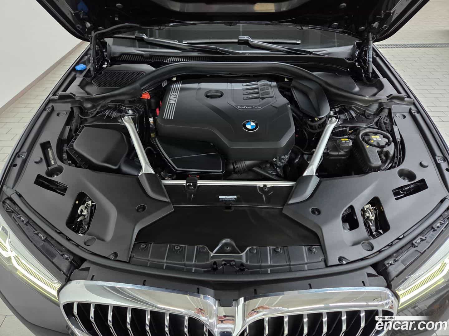 5-Series BMW 2022.11-INNER-009