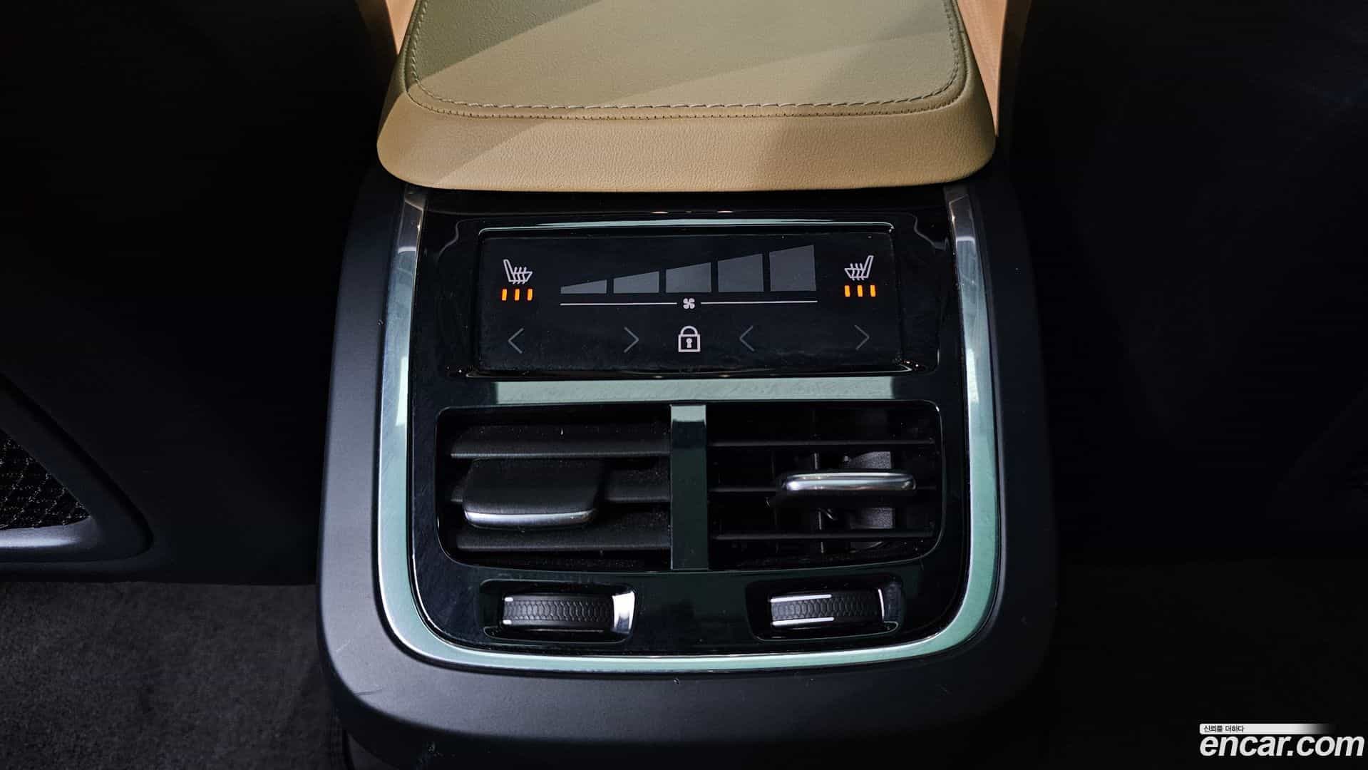 XC90 Volvo 2021.9-OPTION-040