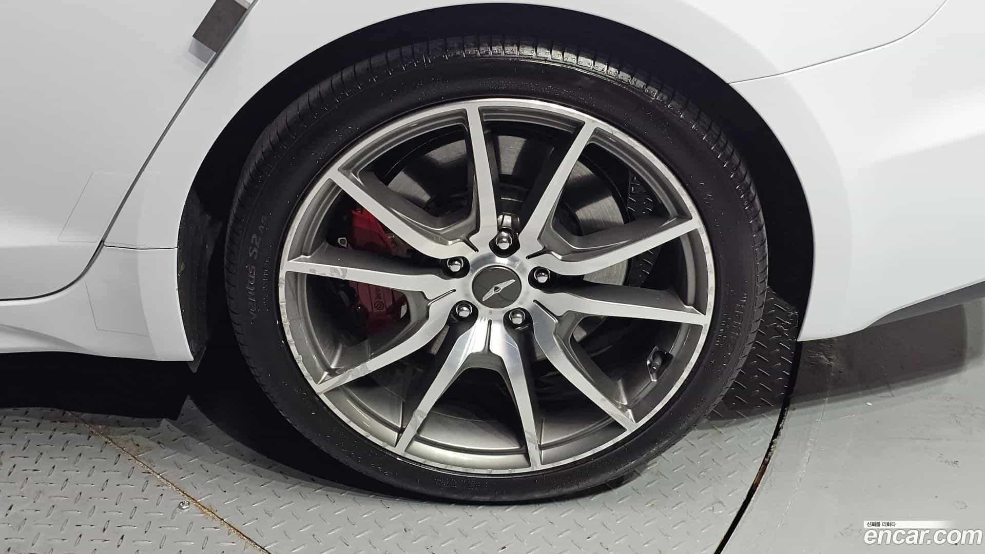 G70 Genesis 2018.2-OUTER-031