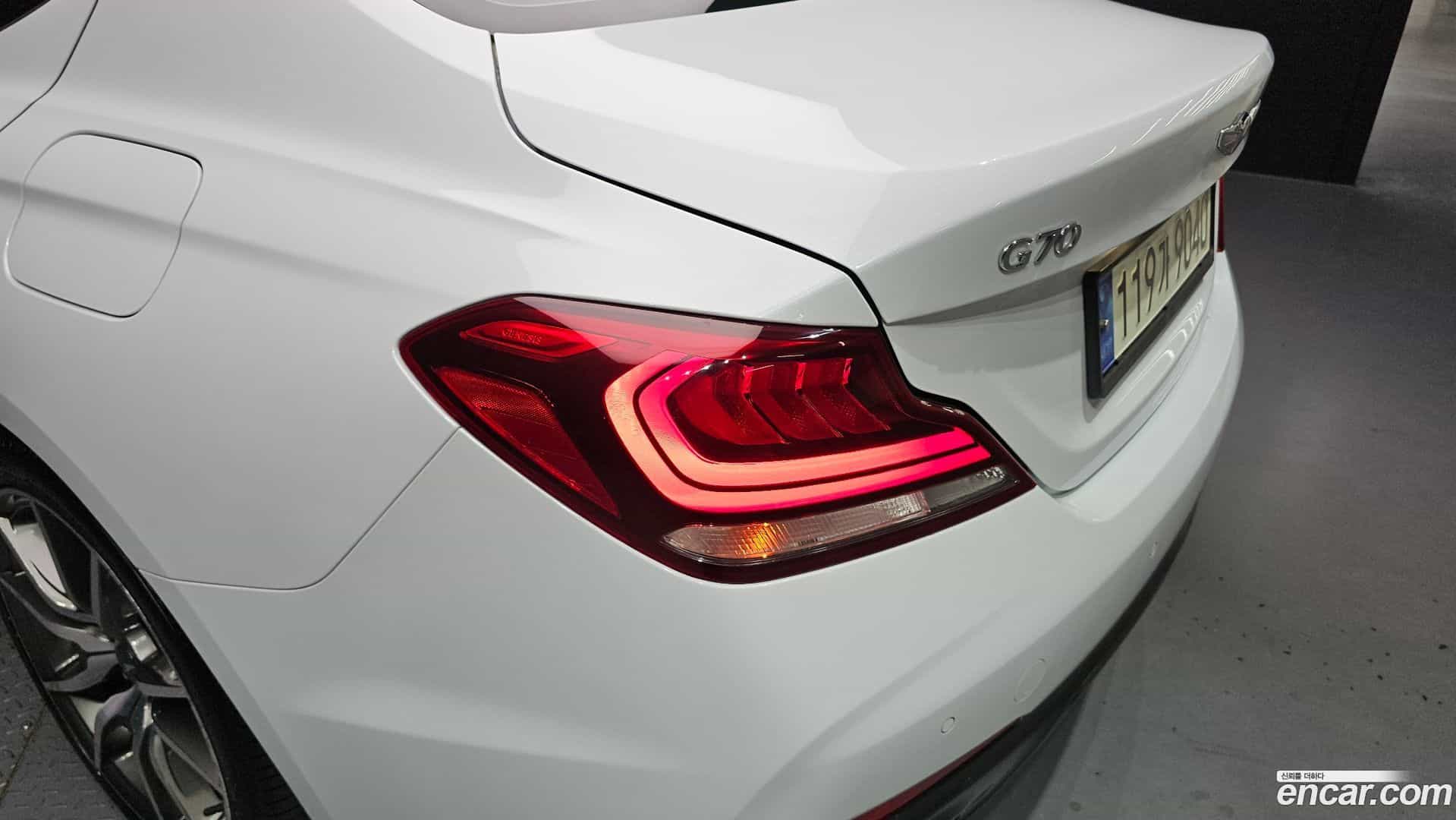 G70 Genesis 2018.2-OUTER-033