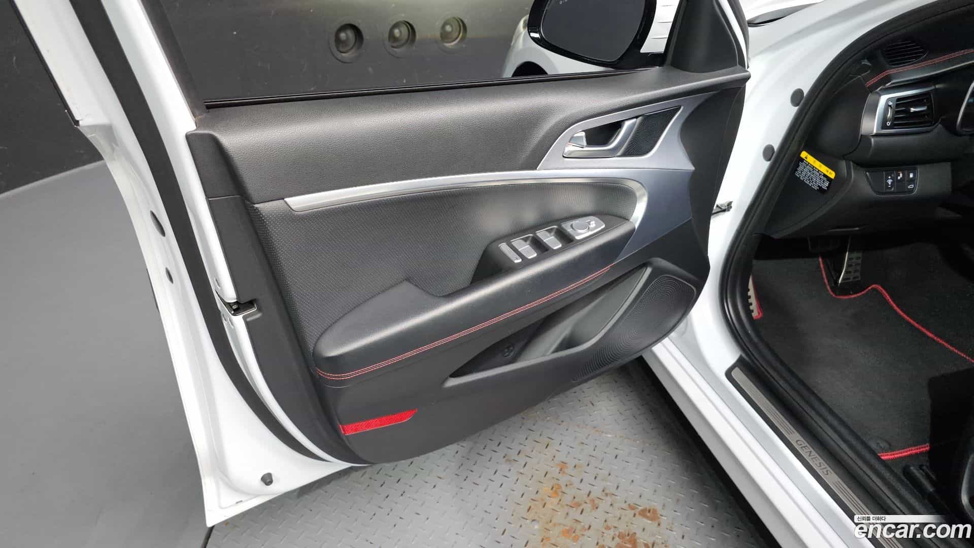 G70 Genesis 2018.2-INNER-034