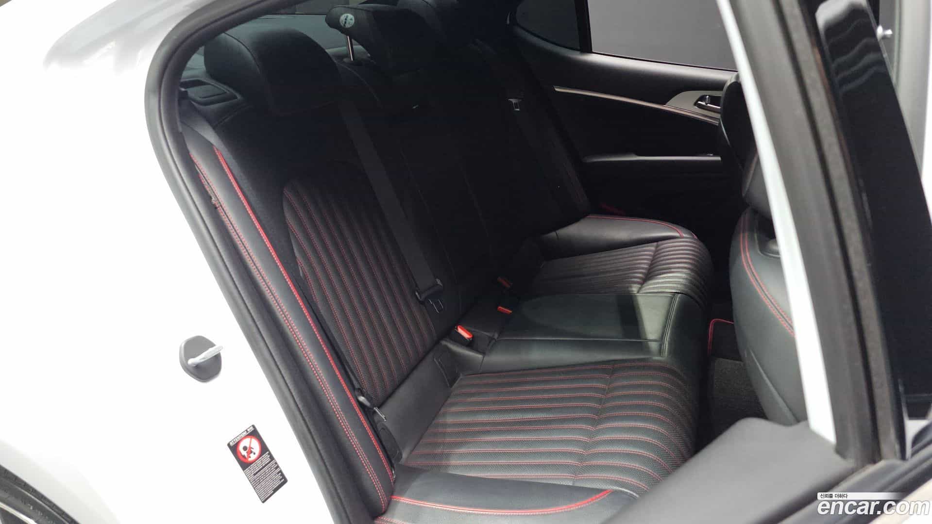 G70 Genesis 2018.2-OPTION-043