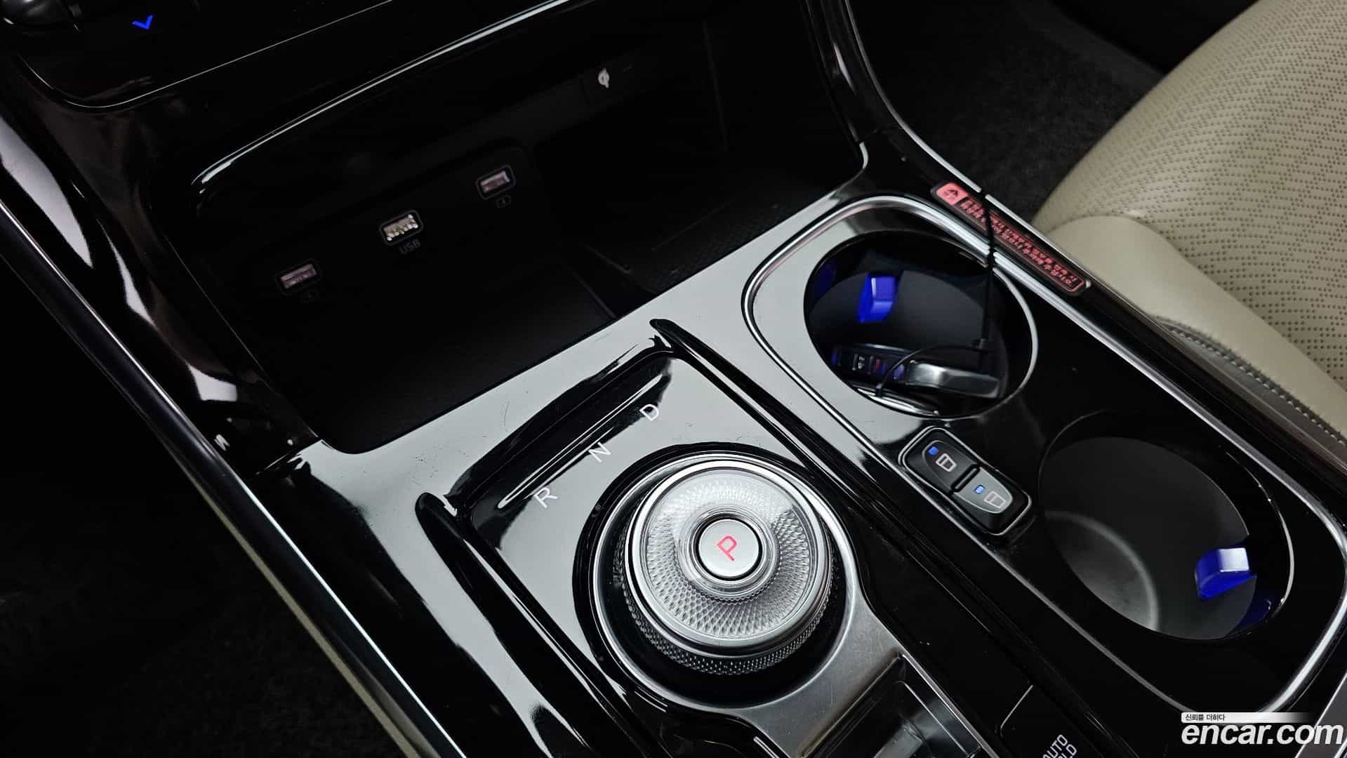 Canival Kia 2021.1-INNER-009
