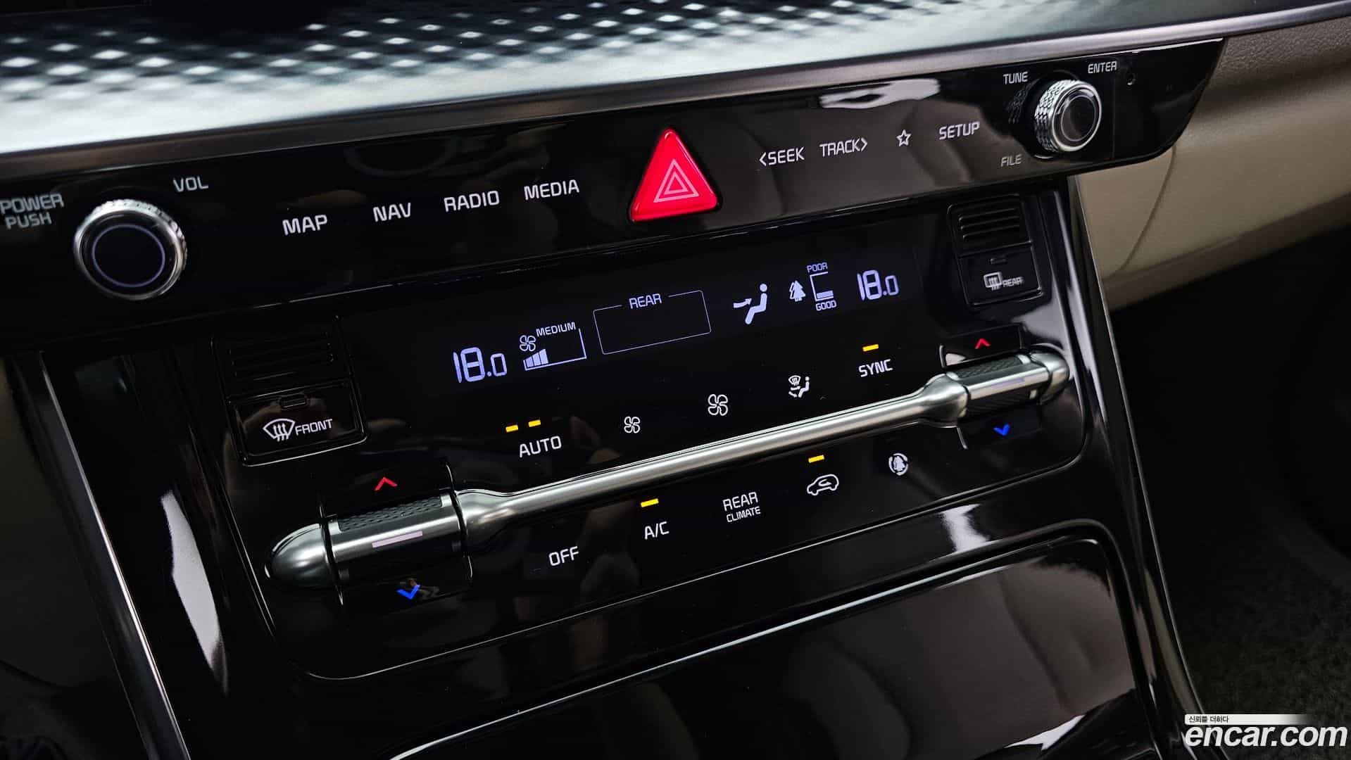 Canival Kia 2021.1-OPTION-023