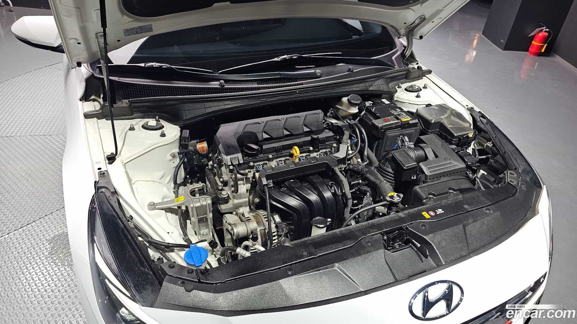 AVANTE Hyundai 2021.8-OUTER-006