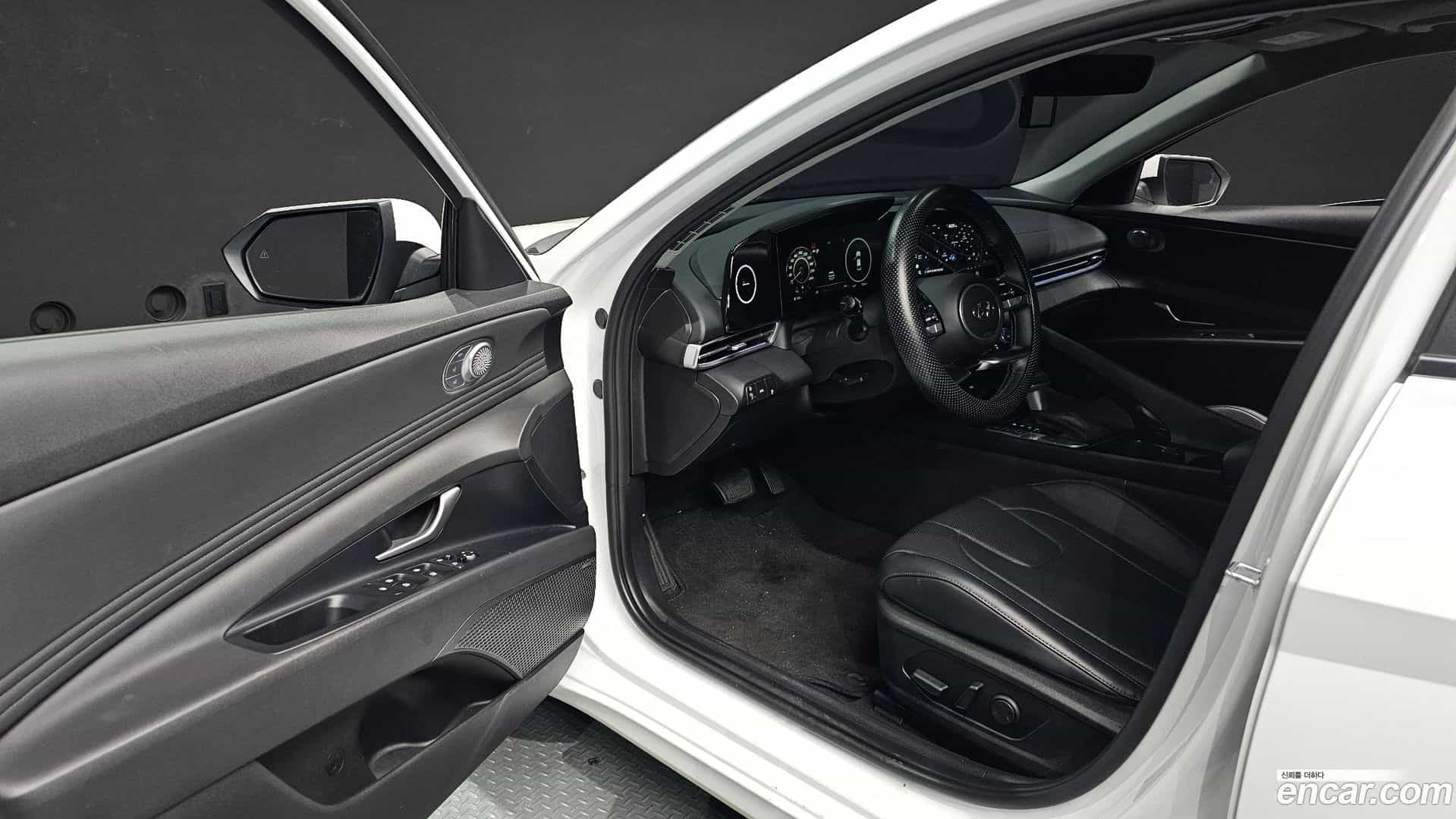 AVANTE Hyundai 2021.8-INNER-010