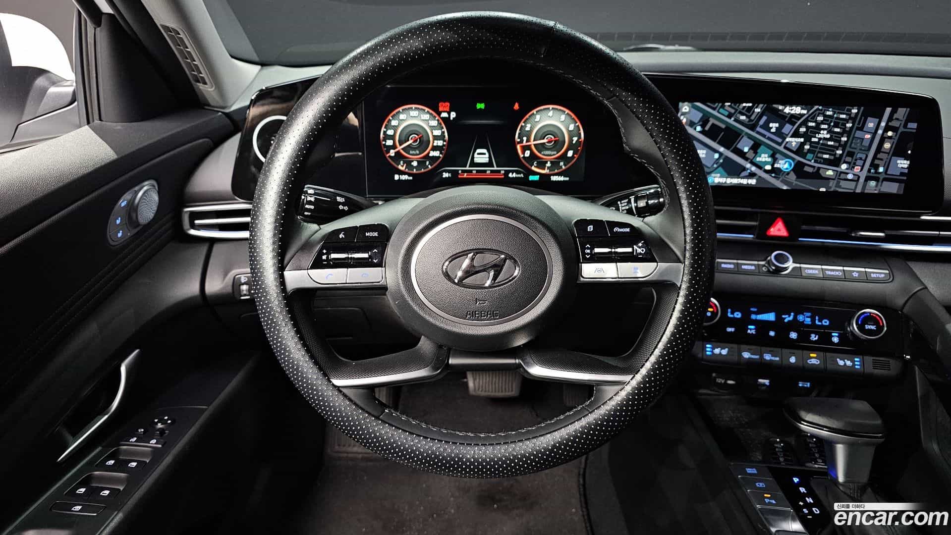 AVANTE Hyundai 2021.8-OPTION-017