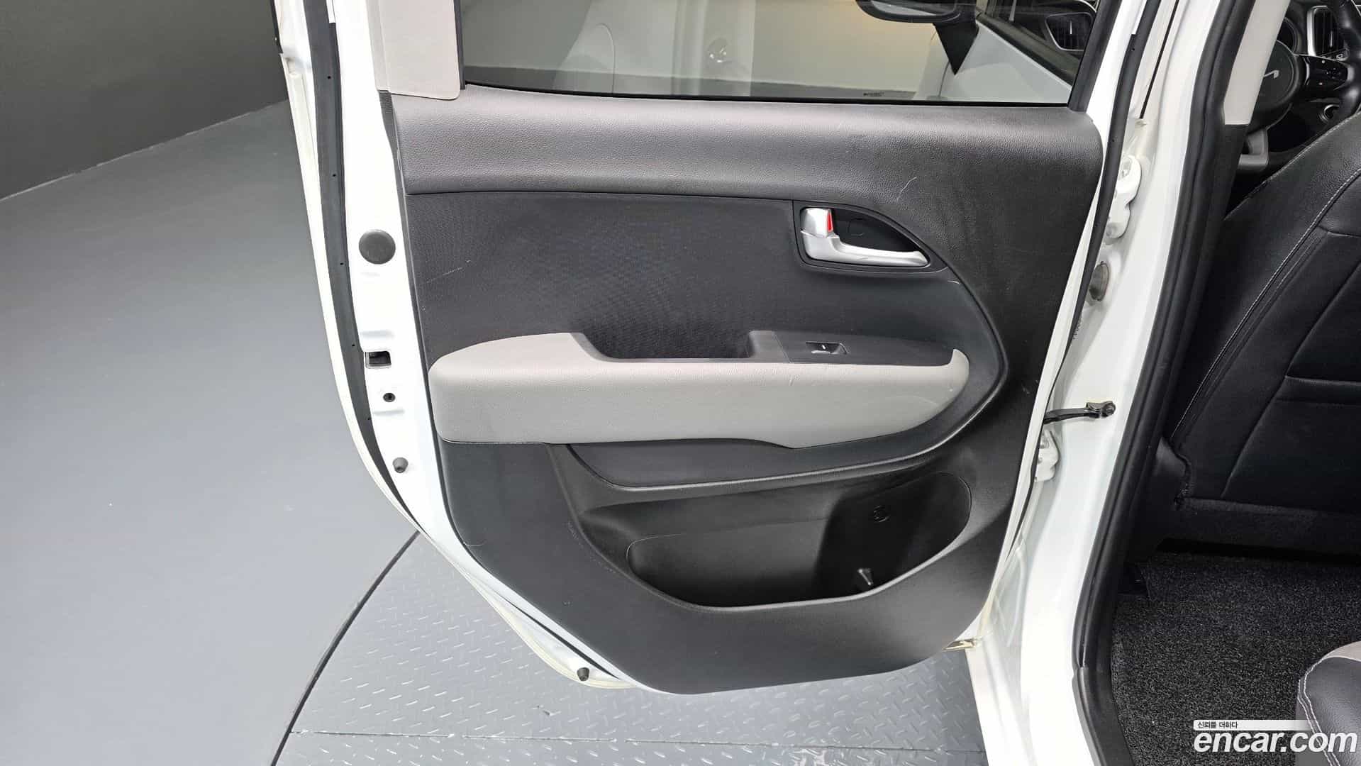 RAY Kia 2021.9-INNER-035