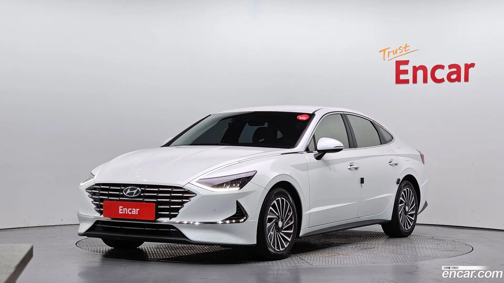 Main__Slider__Photo:Sonata Hyundai 2020.4-0