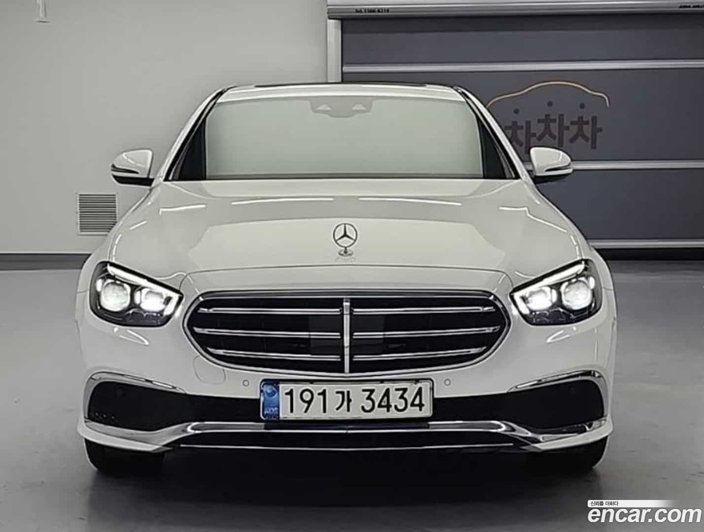 E-Class Mercedes-Benz 2021.1-OUTER-002