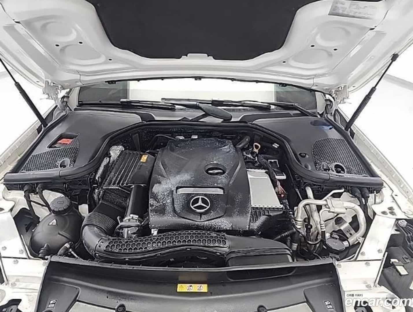 E-Class Mercedes-Benz 2021.1-OUTER-005