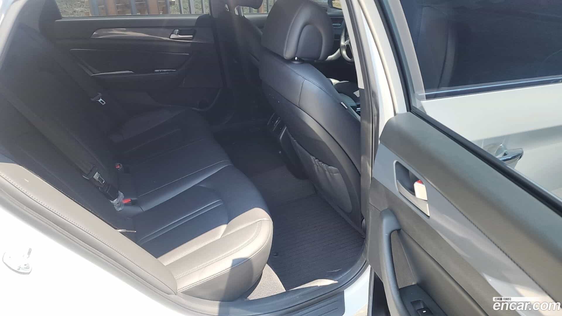 Sonata Hyundai 2016.4-OPTION-017