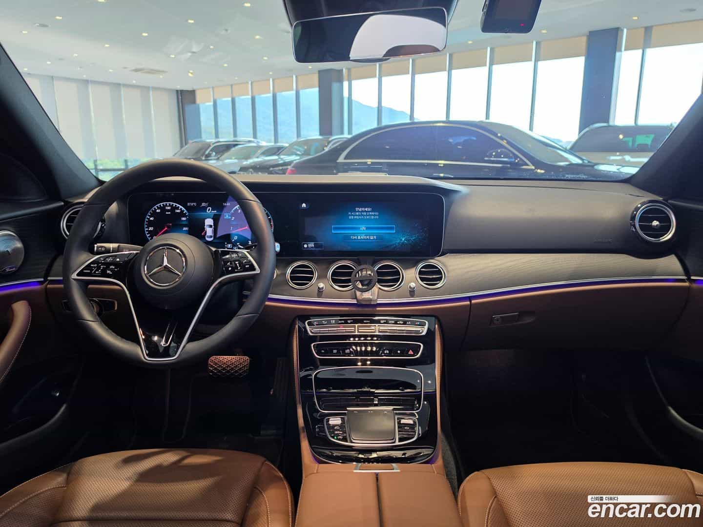 E-Class Mercedes-Benz 2023.9-OPTION-017