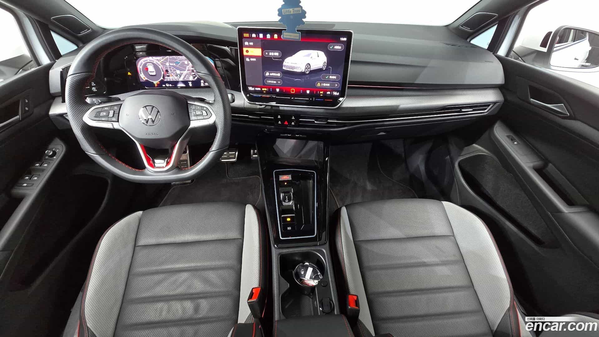 Golf Volkswagen 2025.11-INNER-007