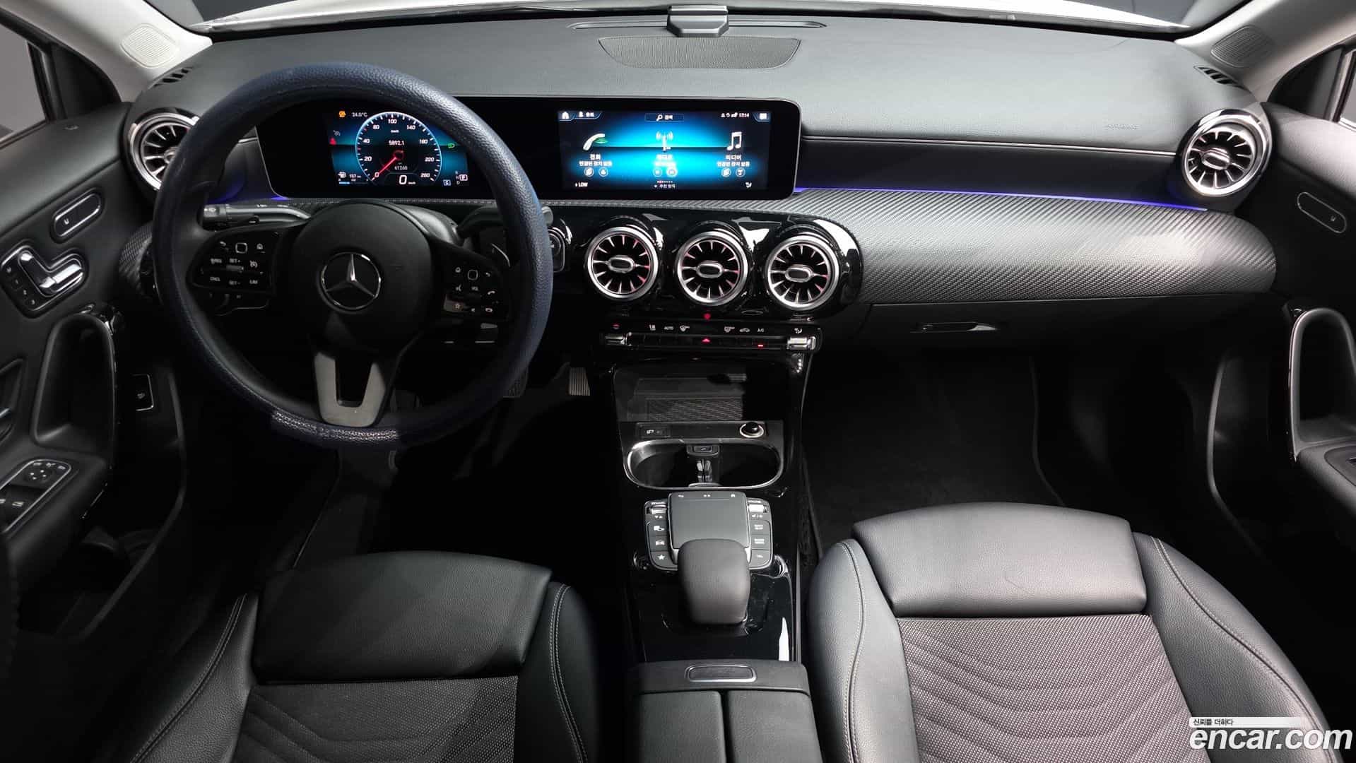 A-Class Mercedes-Benz 2020.2-INNER-007