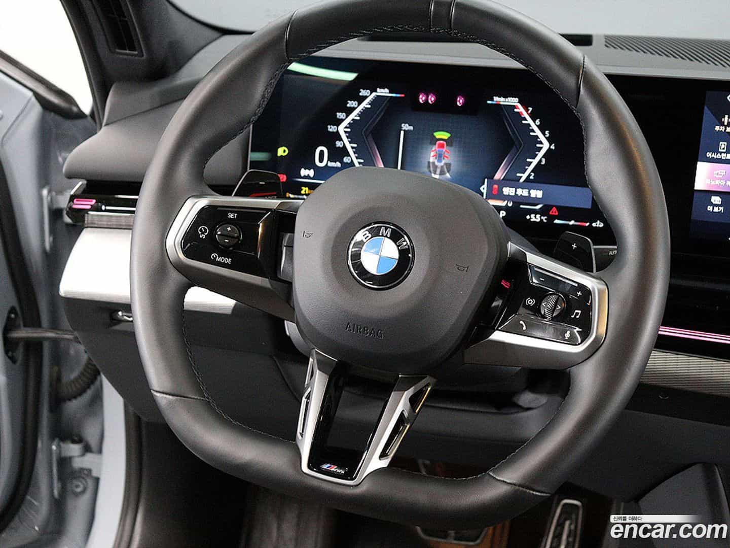 5-Series BMW 2024.1-INNER-009