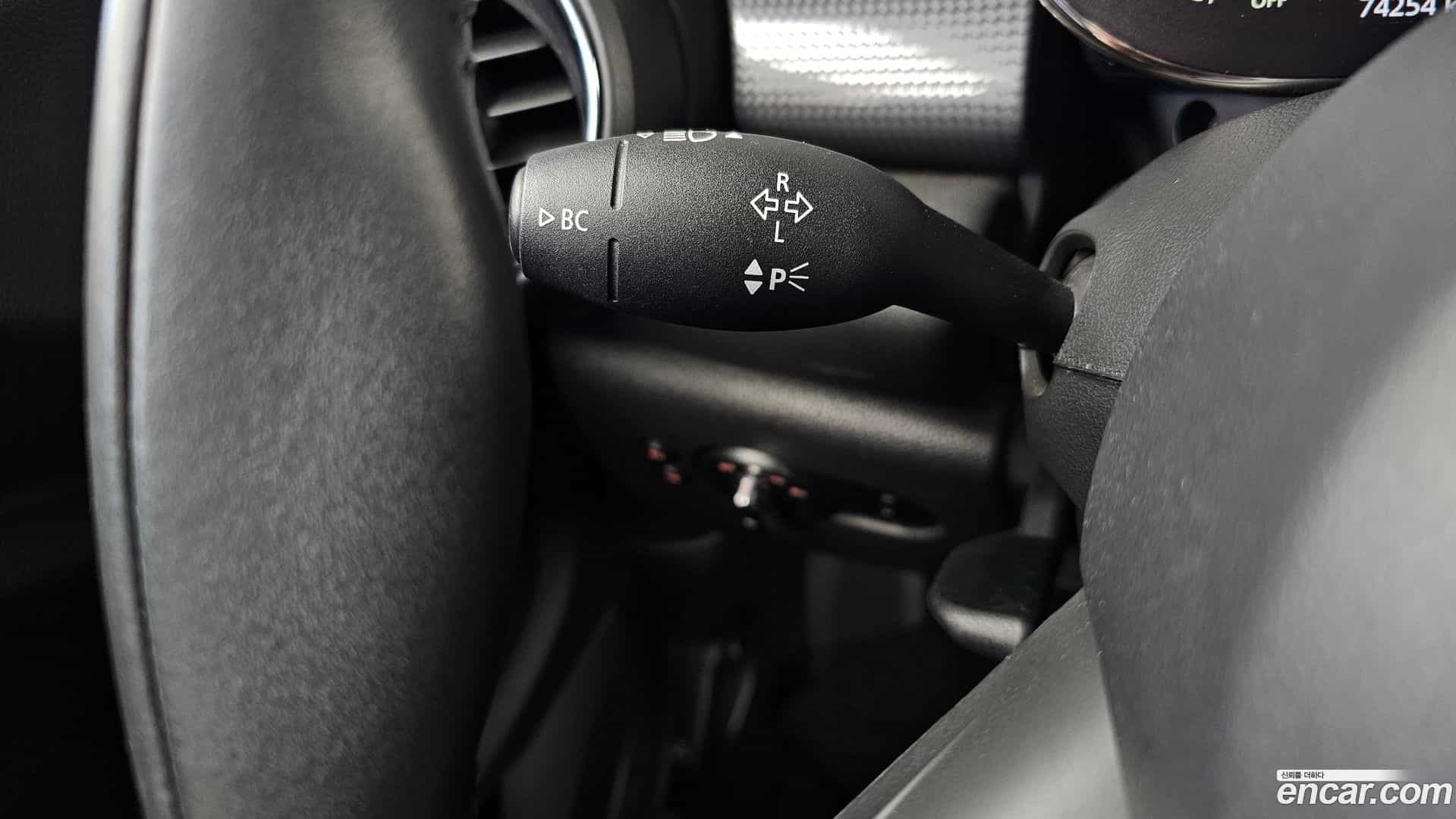 Cooper Mini 2021.4-OPTION-042