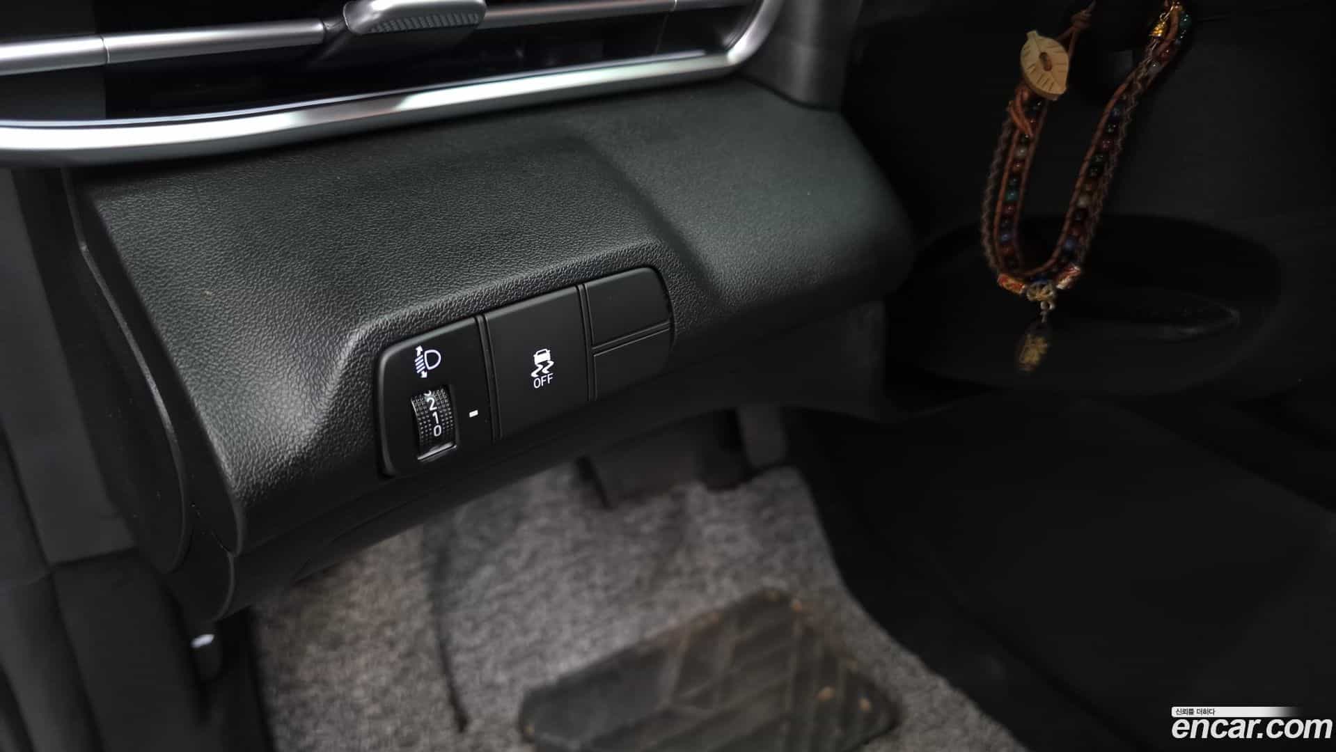 AVANTE Hyundai 2025.0-OPTION-041