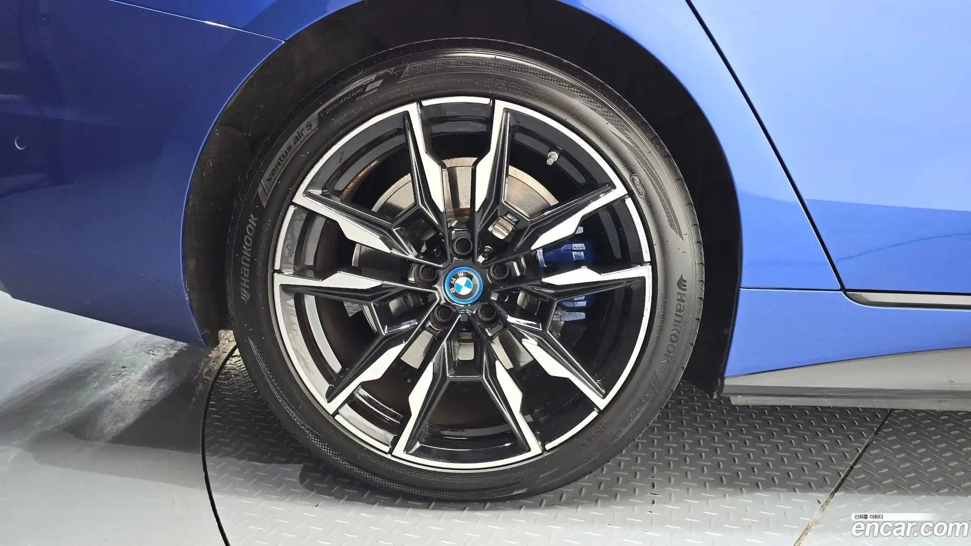 i4 BMW 2023.5-OUTER-005