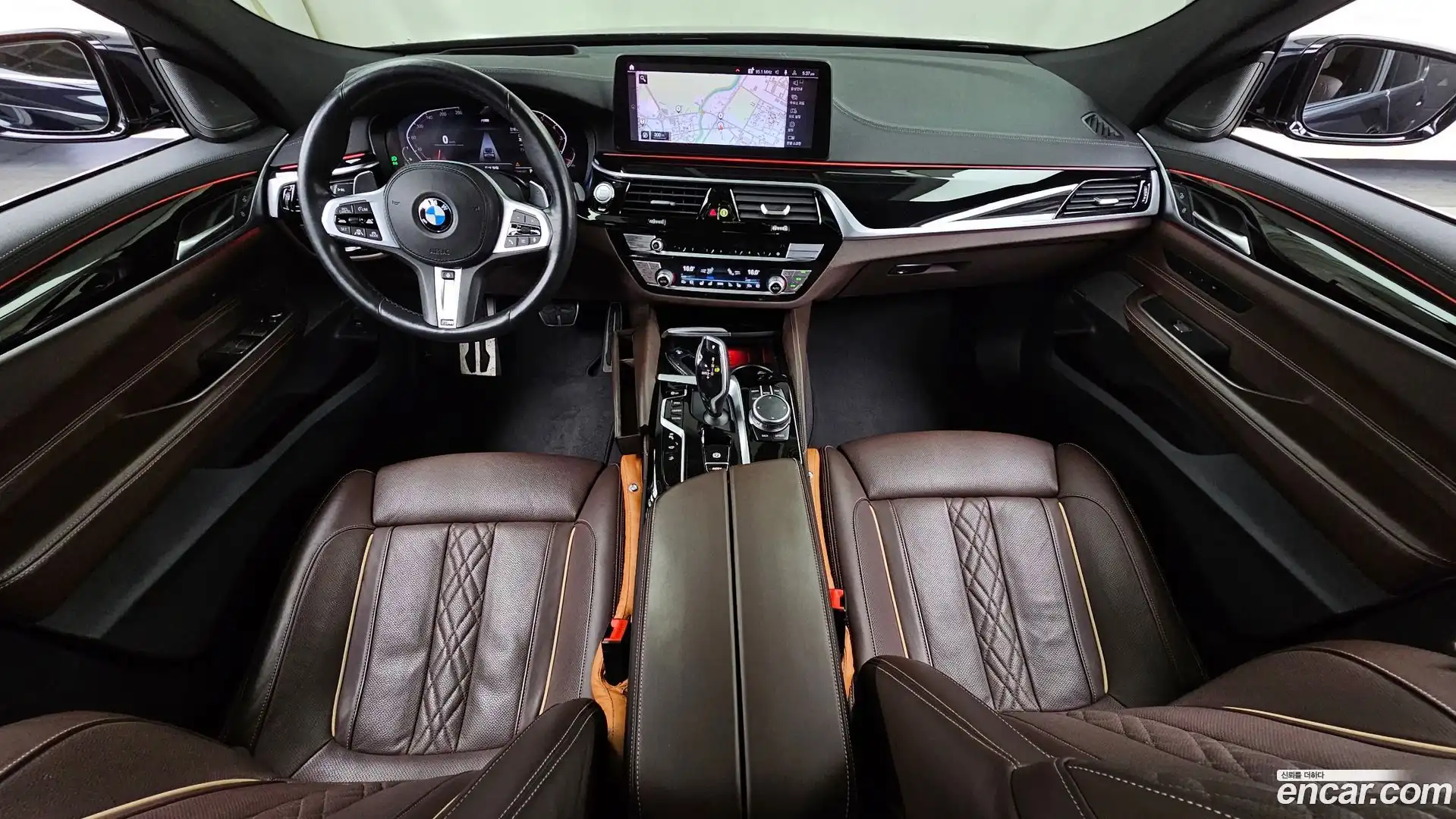 Gran Turismo BMW 2021.11-INNER-007