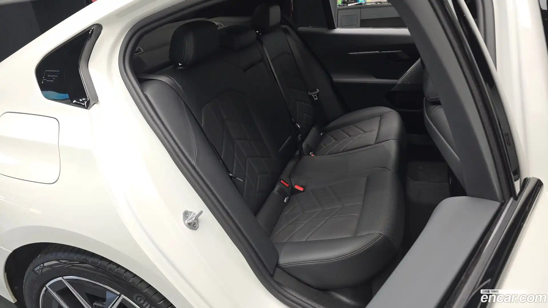 5-Series BMW 2023.10-OPTION-015