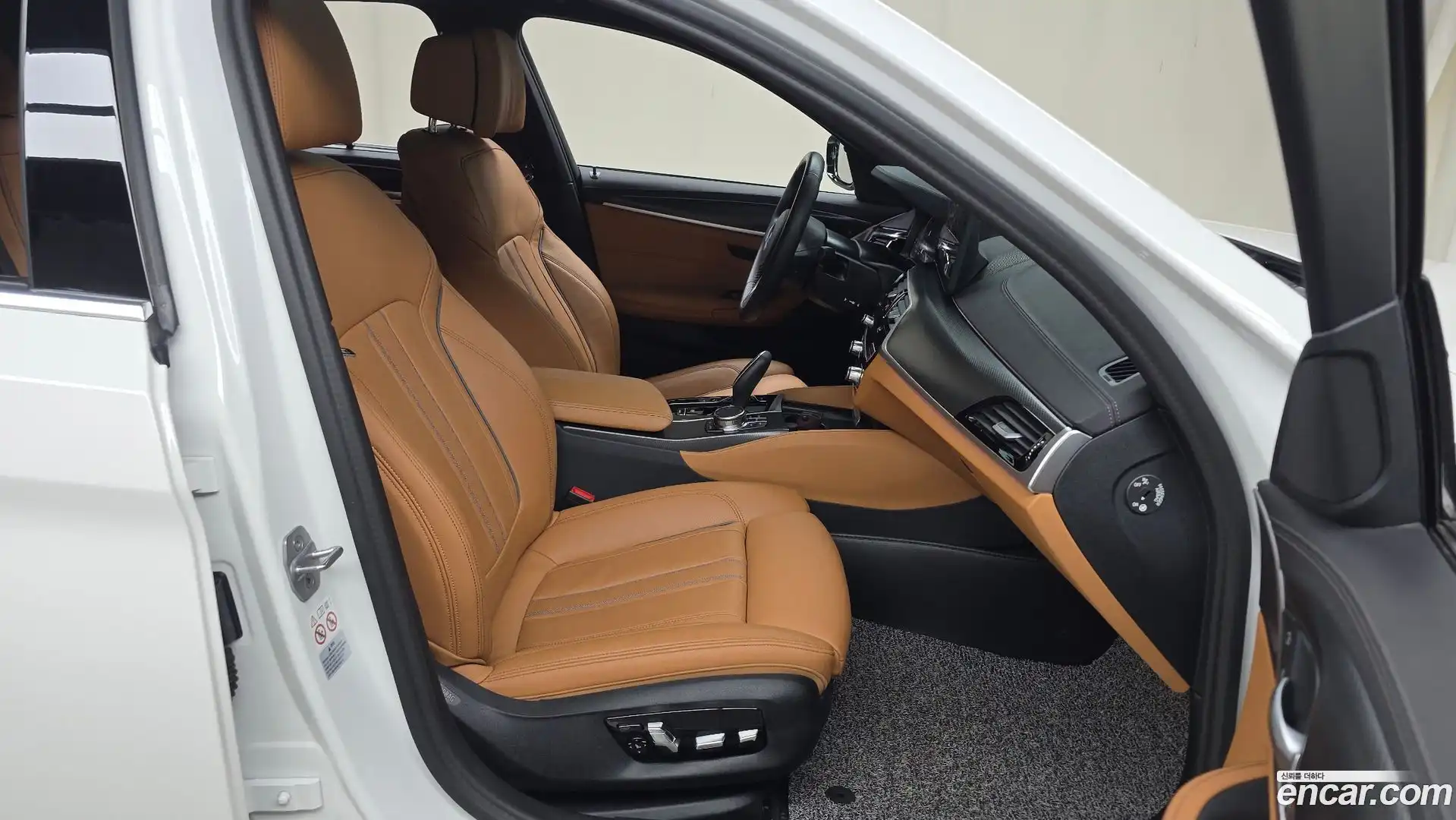 5-Series BMW 2023.5-OPTION-015