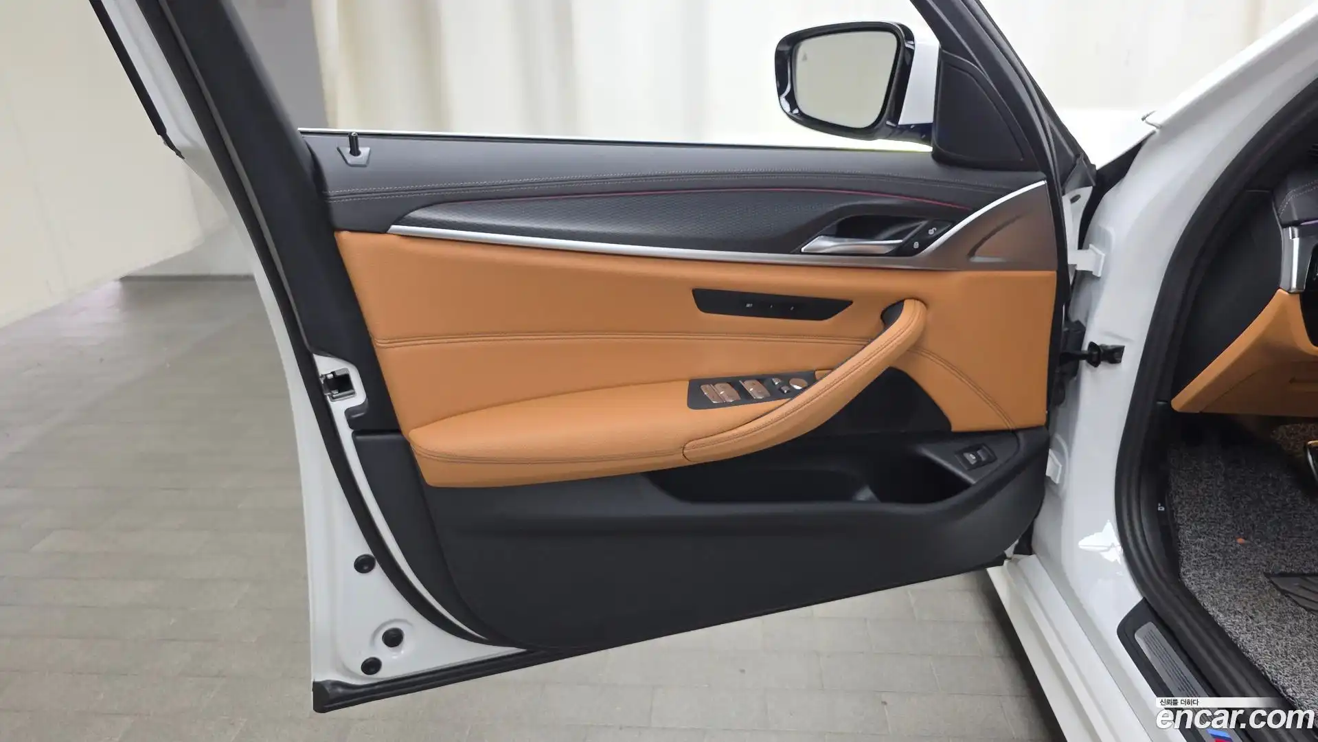 5-Series BMW 2023.5-INNER-034