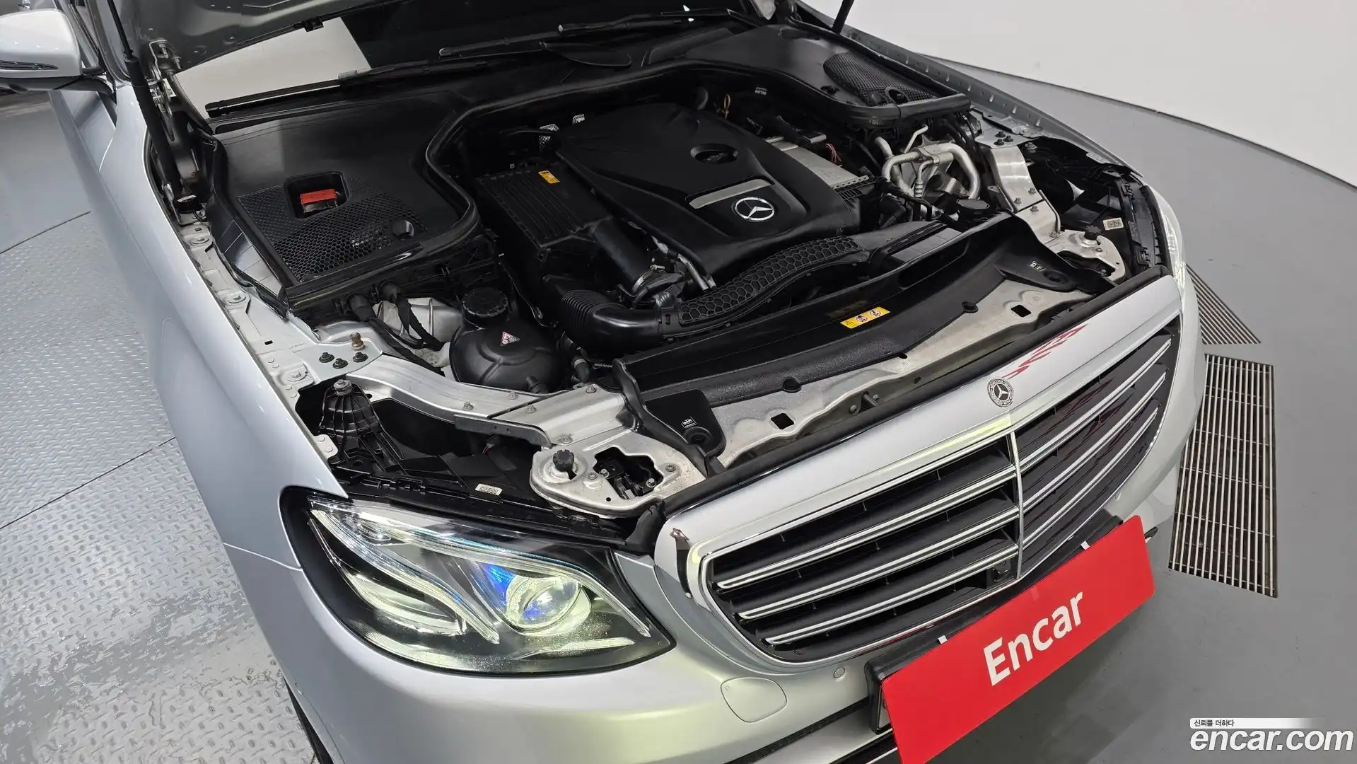 E-Class Mercedes-Benz 2017.9-OUTER-006