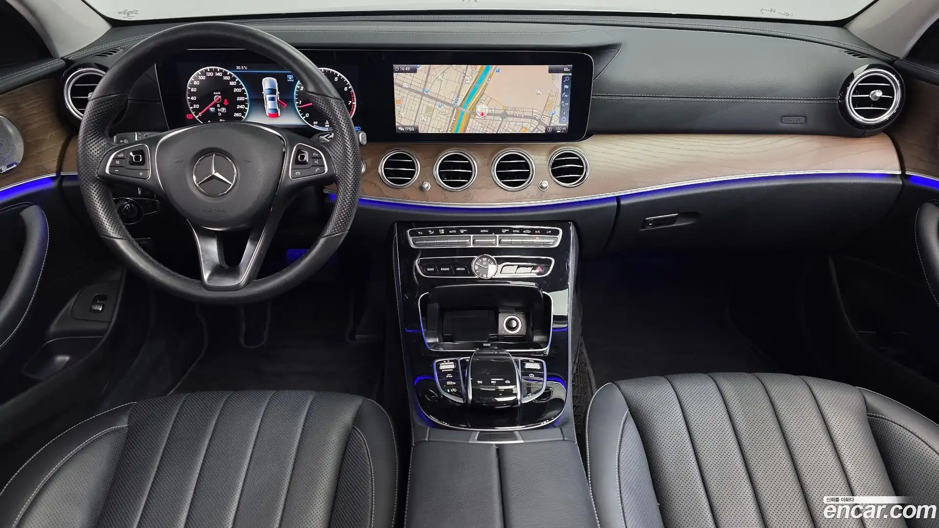 E-Class Mercedes-Benz 2017.9-INNER-007