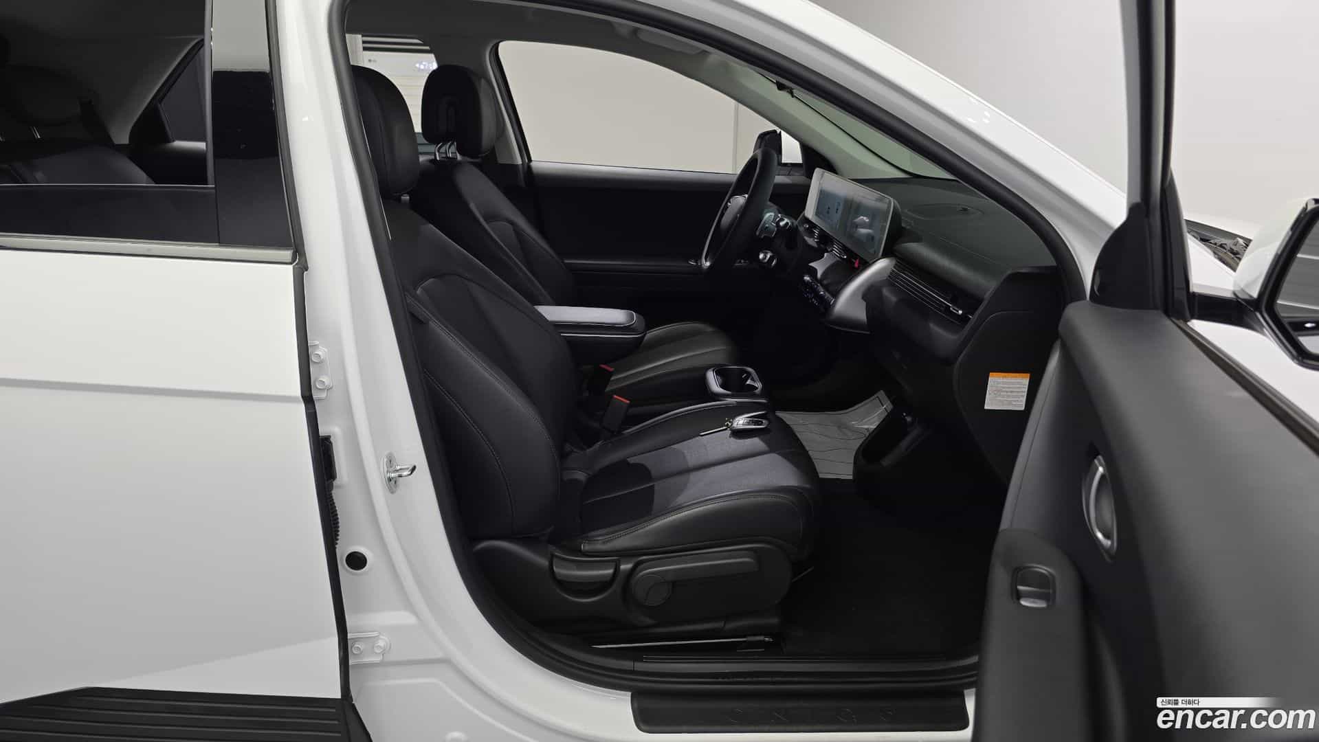 Ioniq5 Hyundai 2021.10-INNER-036