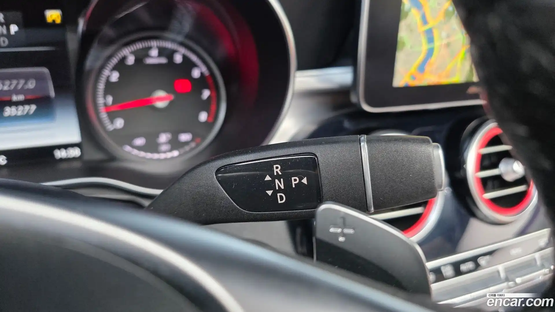 C-Class Mercedes-Benz 2017.5-INNER-009