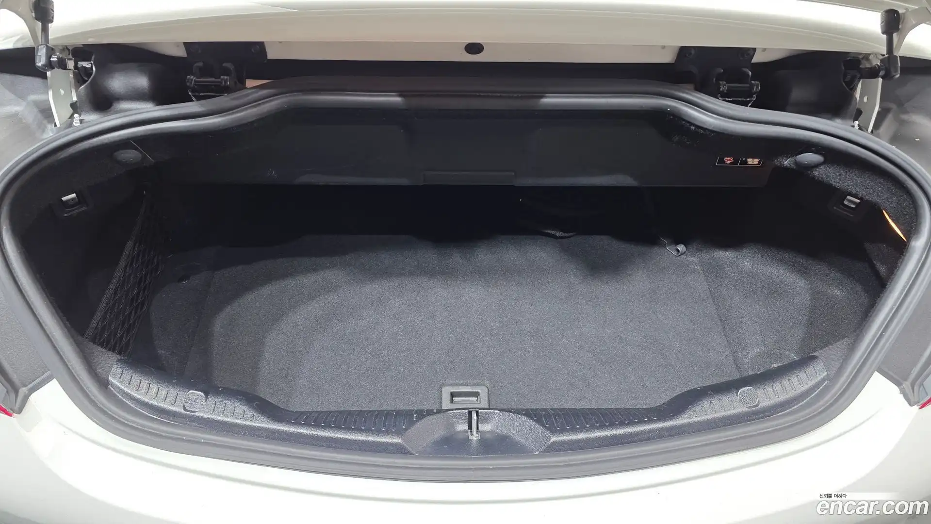 C-Class Mercedes-Benz 2017.5-OPTION-024