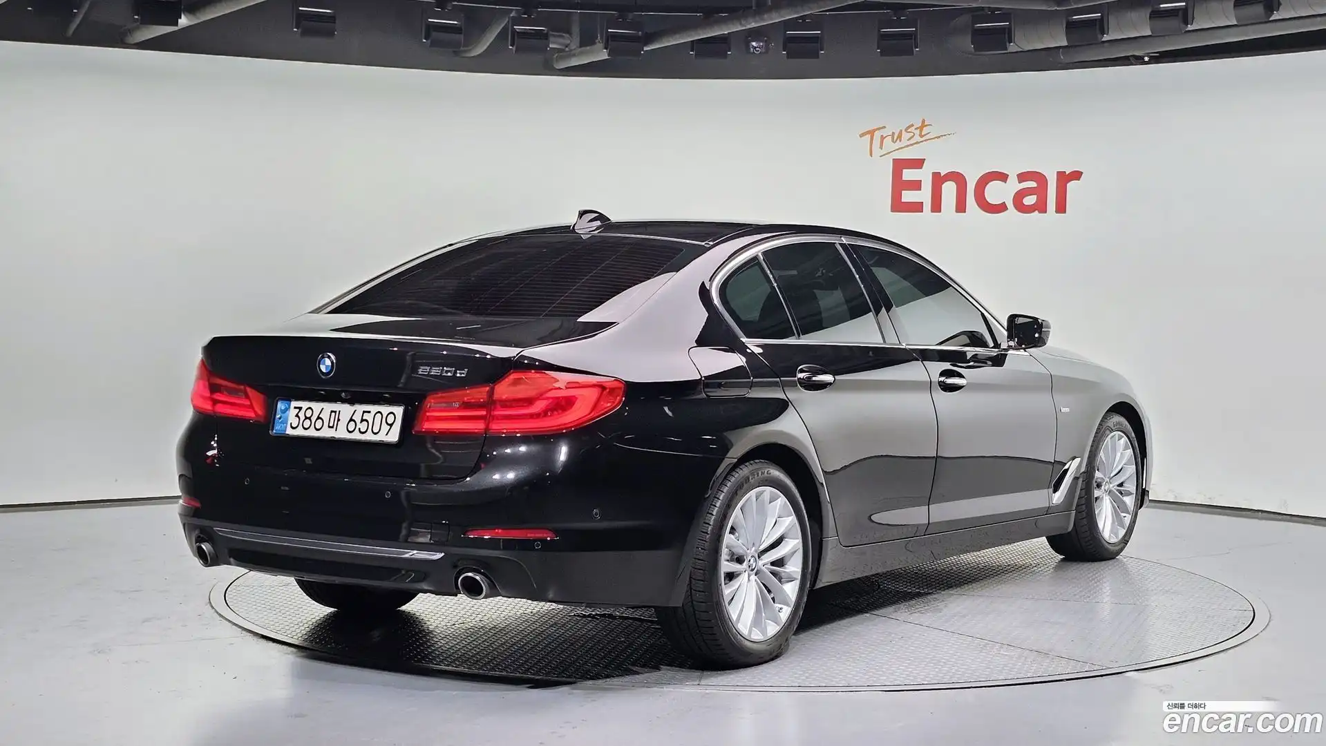 5-Series BMW 2018.2-OUTER-002