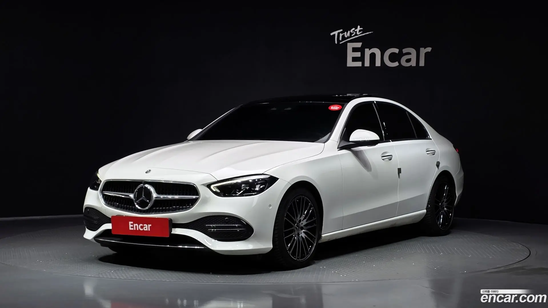 Main__Slider__Photo:C-Class Mercedes-Benz 2023.11-0