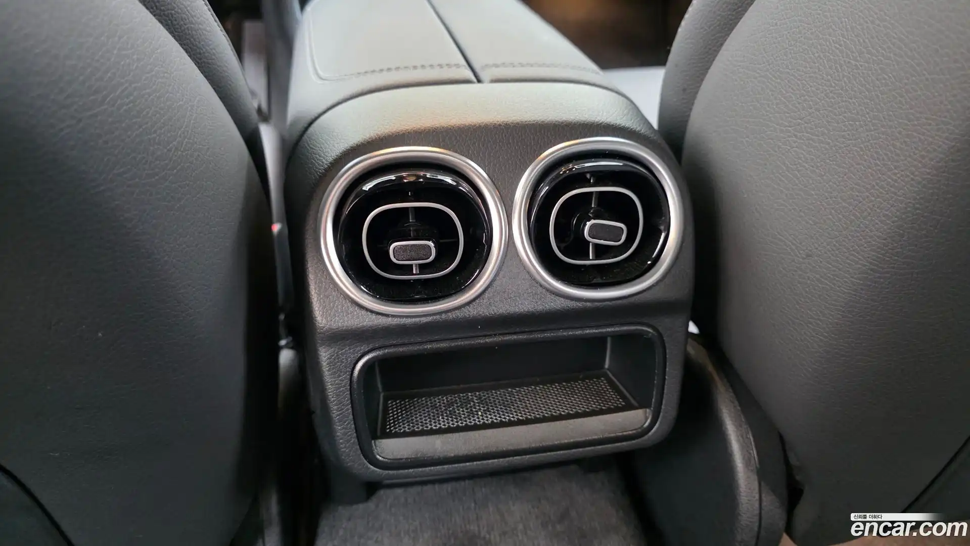 C-Class Mercedes-Benz 2023.11-OPTION-023