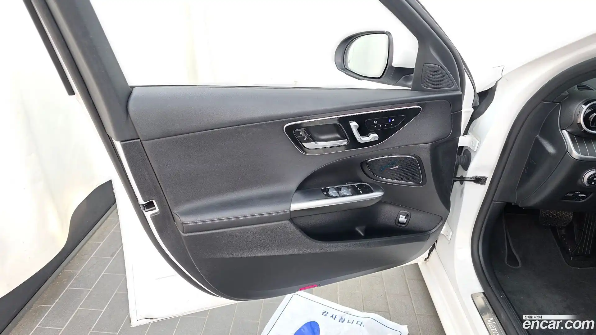 C-Class Mercedes-Benz 2023.11-INNER-034