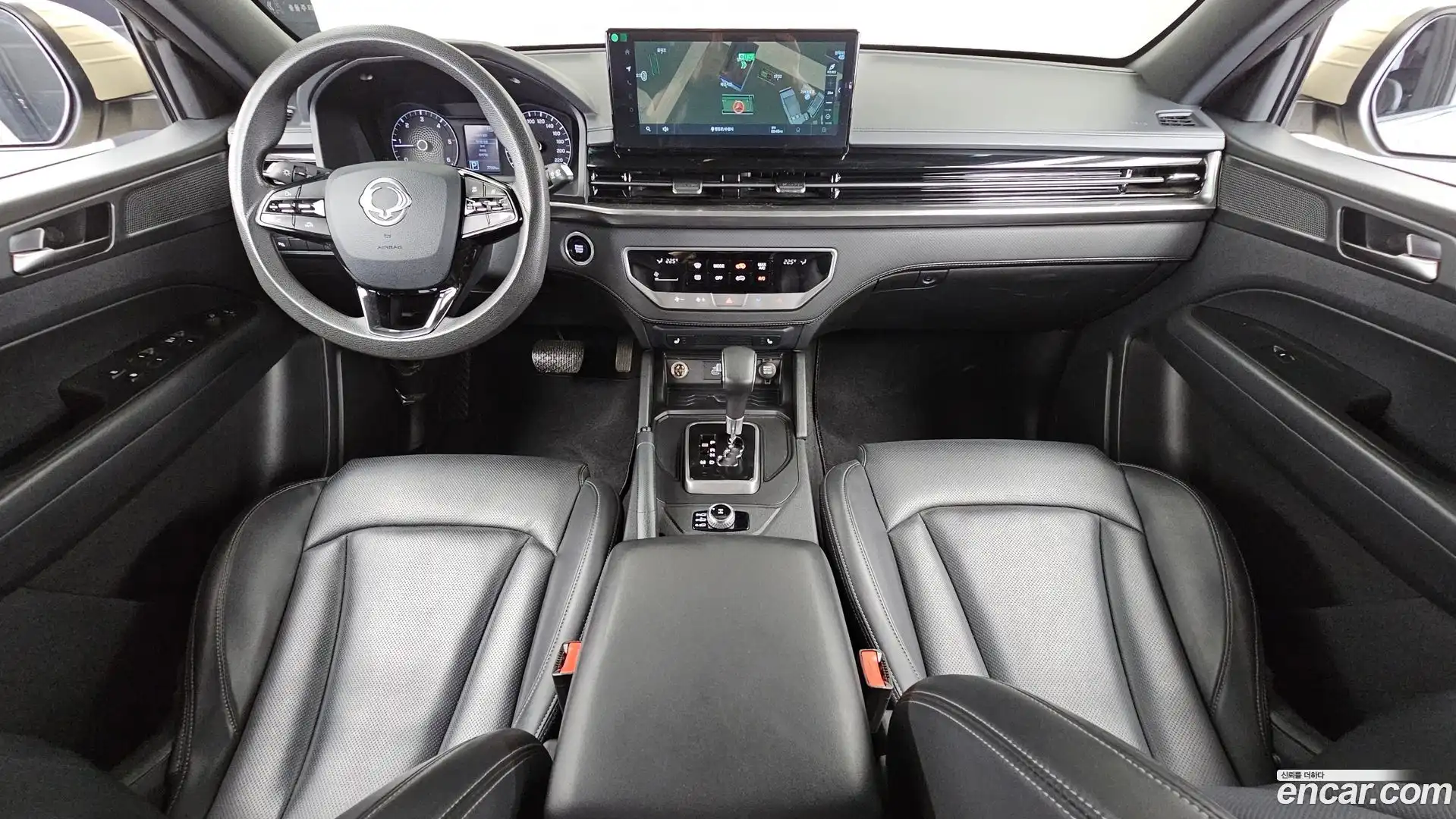 Rexton KG Mobility 2024.2-INNER-007