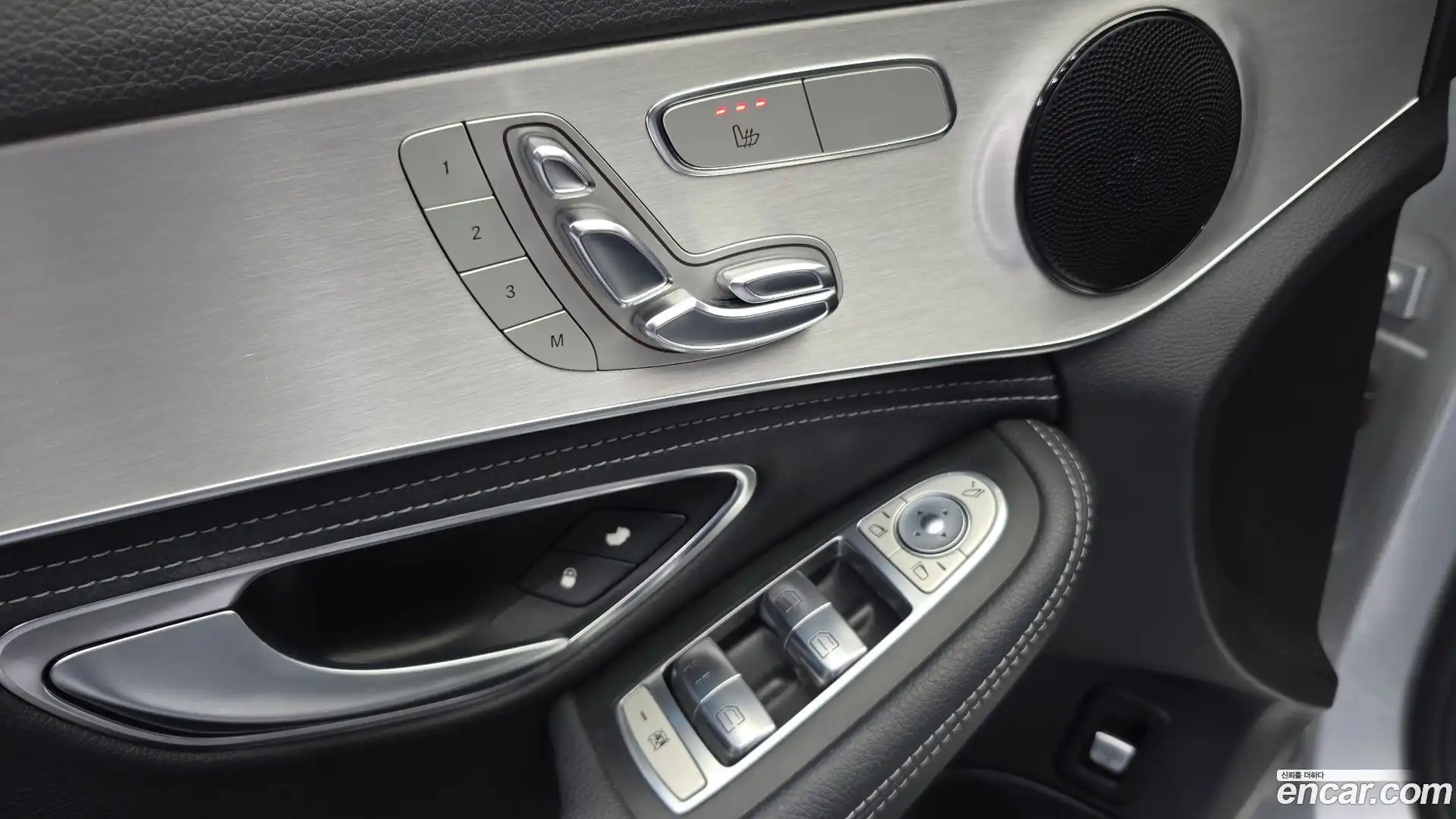 C-Class Mercedes-Benz 2015.7-OPTION-017