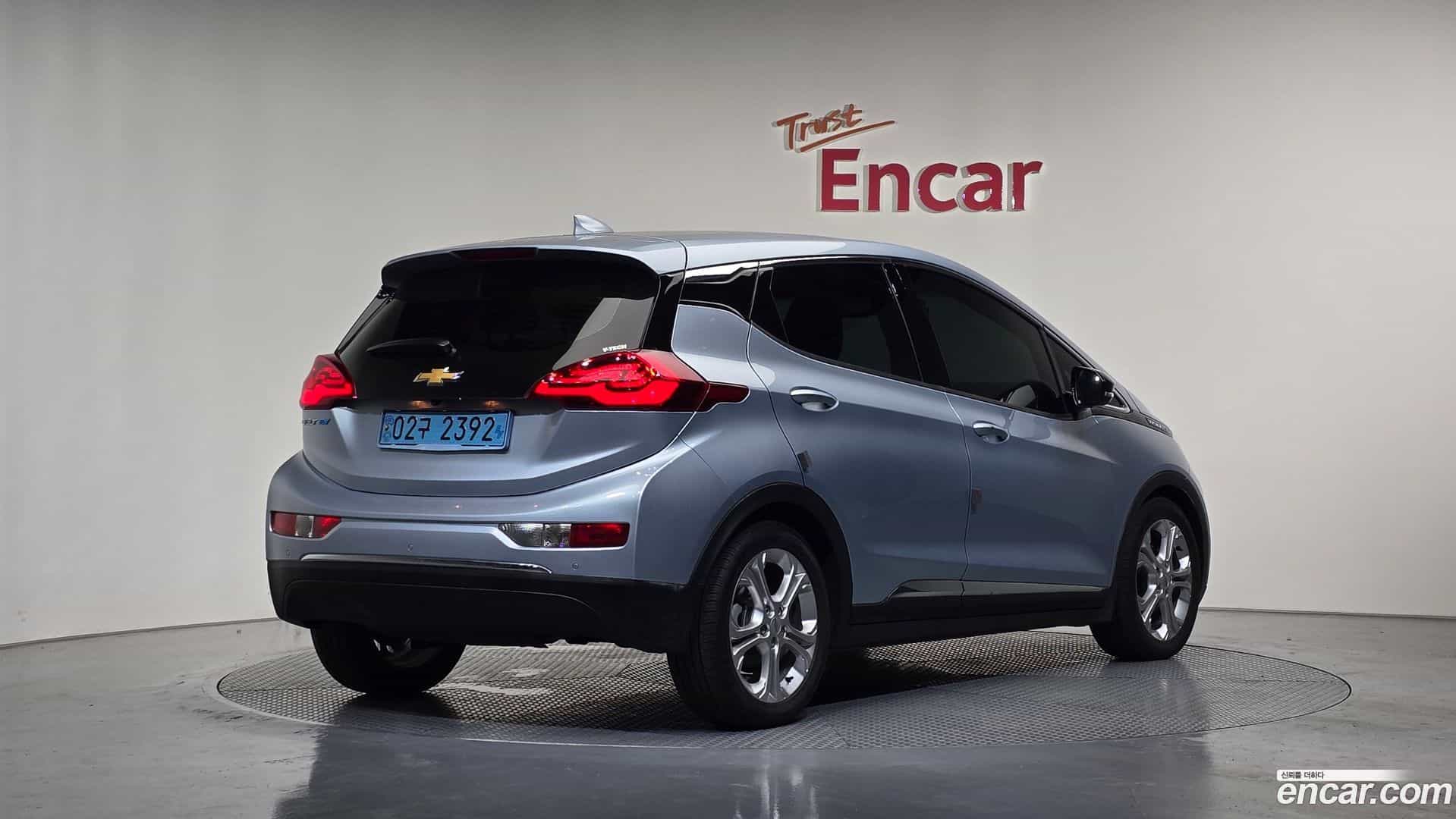 Bolt EV Chevrolet 2018.3-OUTER-002