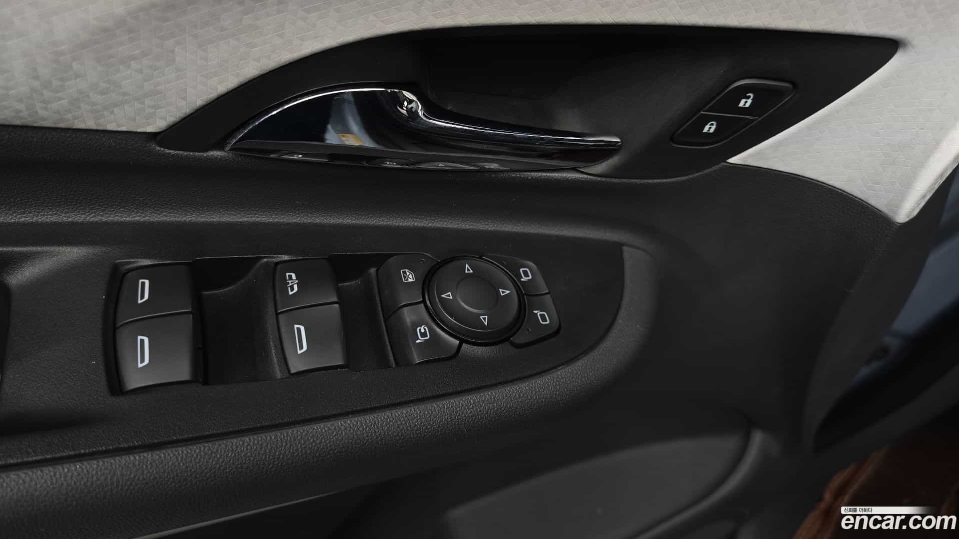 Bolt EV Chevrolet 2018.3-OPTION-041