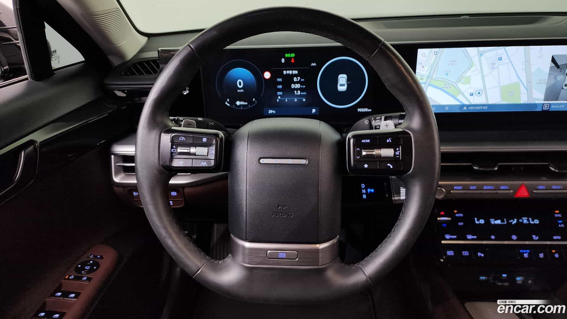 Grandeur Hyundai 2023.1-OPTION-016
