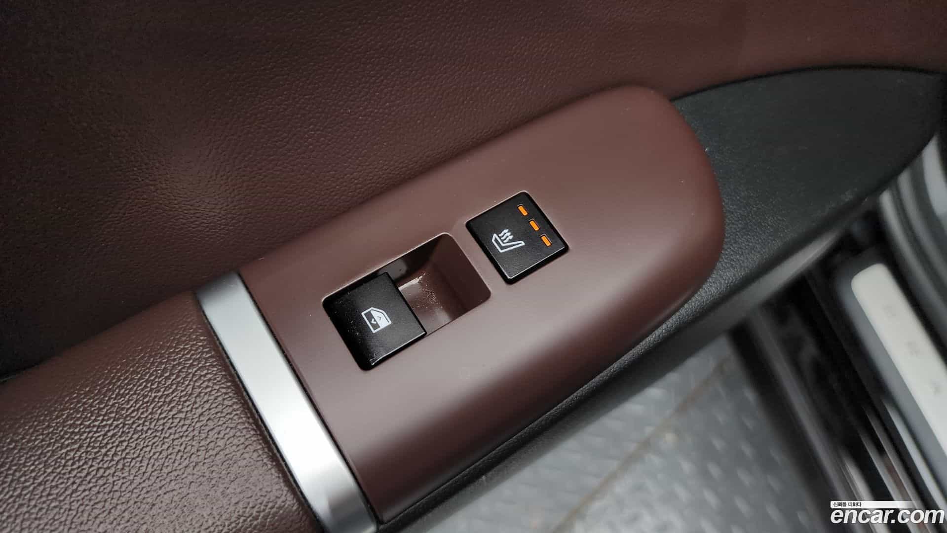 Grandeur Hyundai 2023.1-OPTION-041