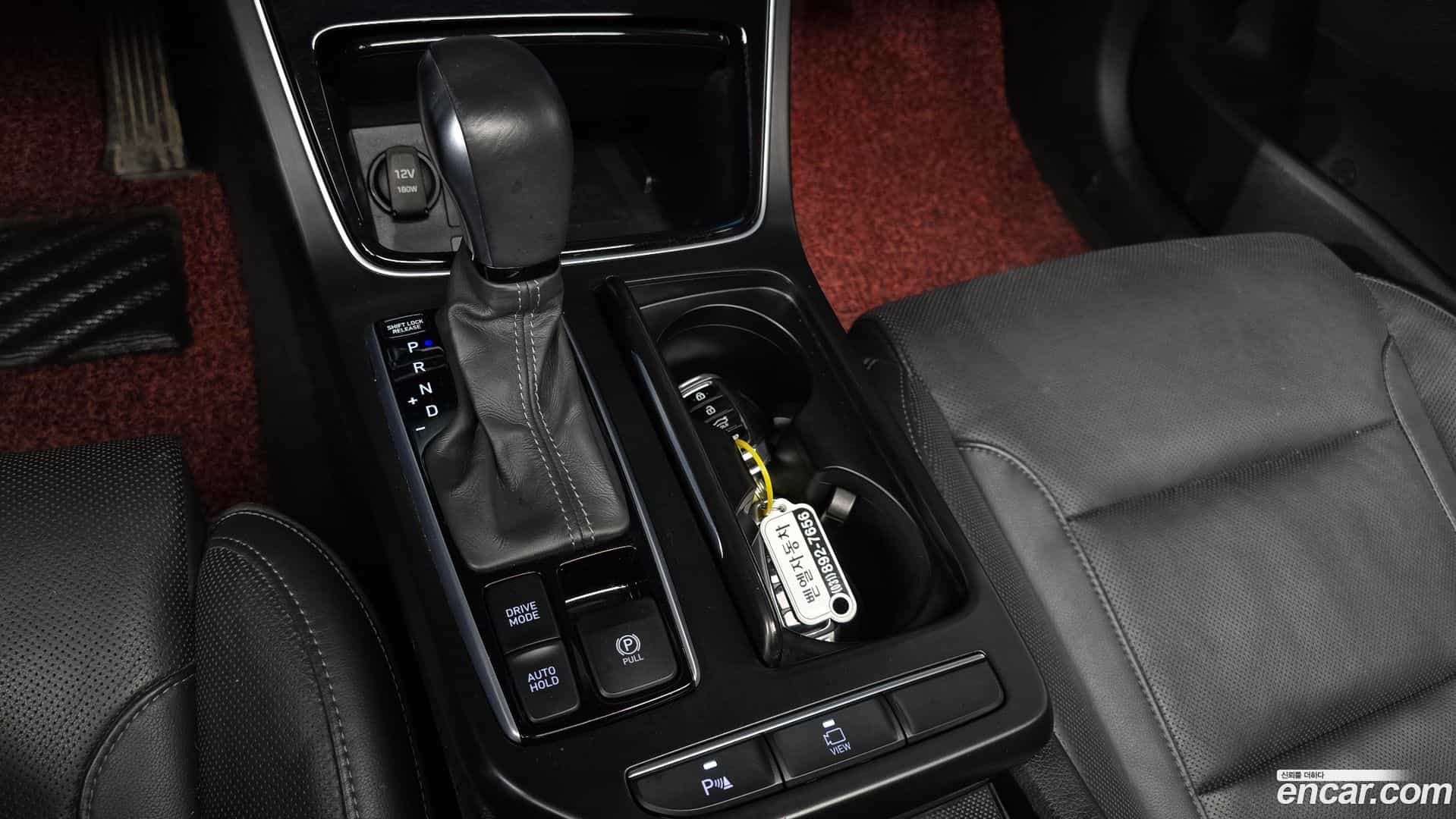 Grandeur Hyundai 2017.10-INNER-009