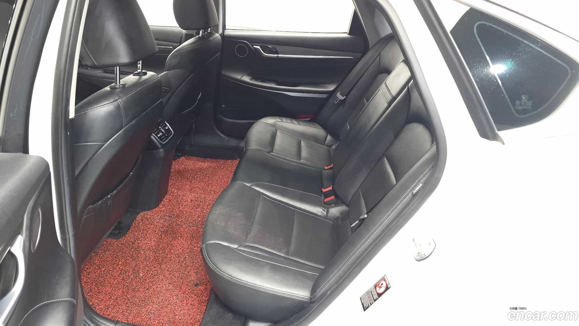 Grandeur Hyundai 2017.10-OPTION-015
