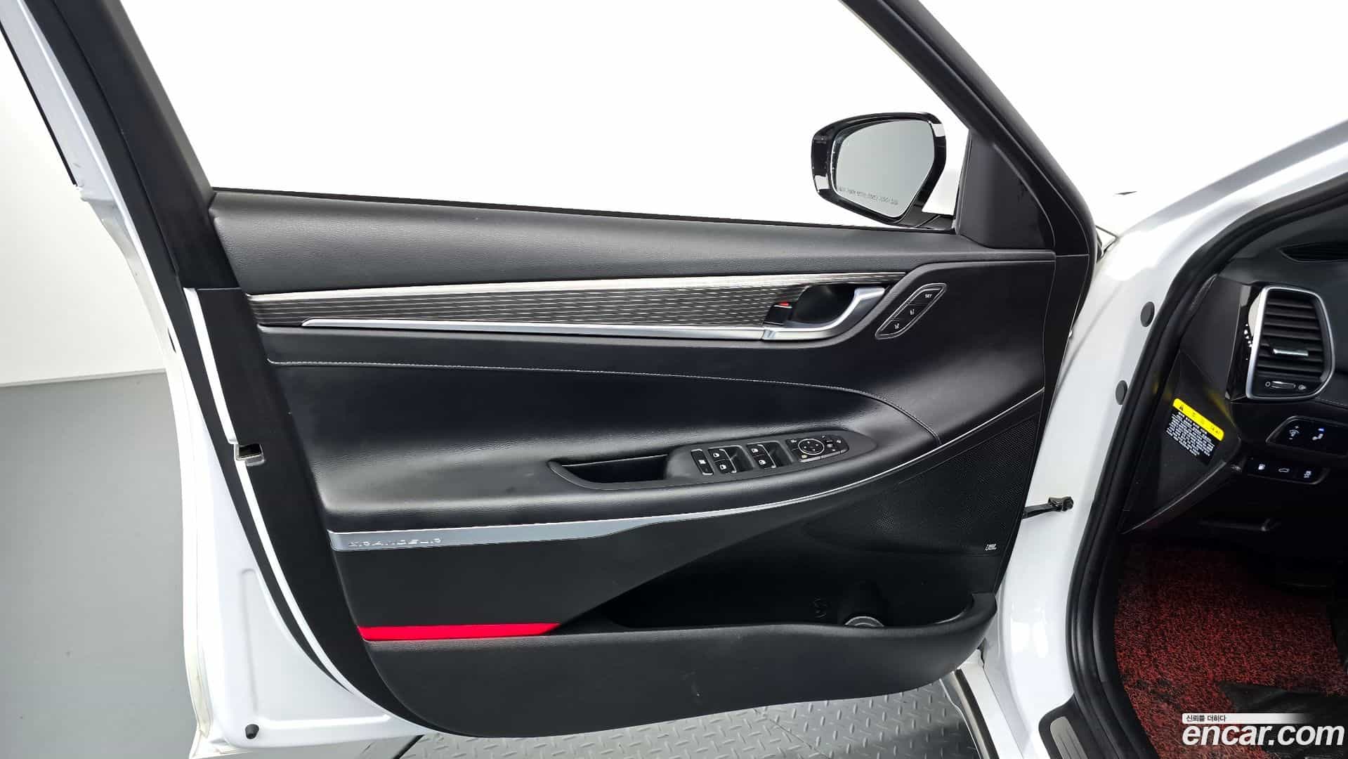 Grandeur Hyundai 2017.10-INNER-034