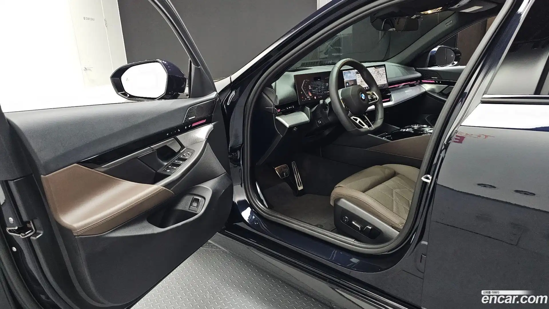 5-Series BMW 2024.4-INNER-010