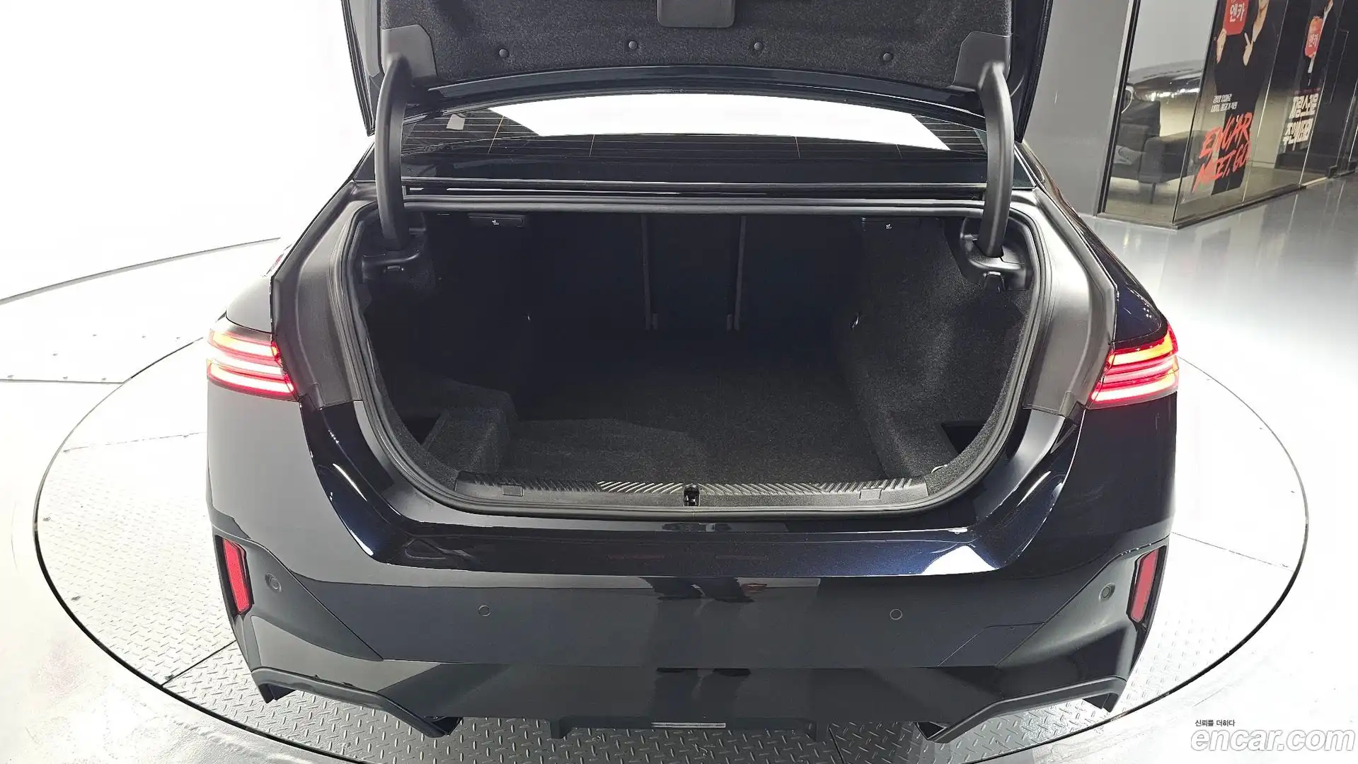 5-Series BMW 2024.4-OPTION-044