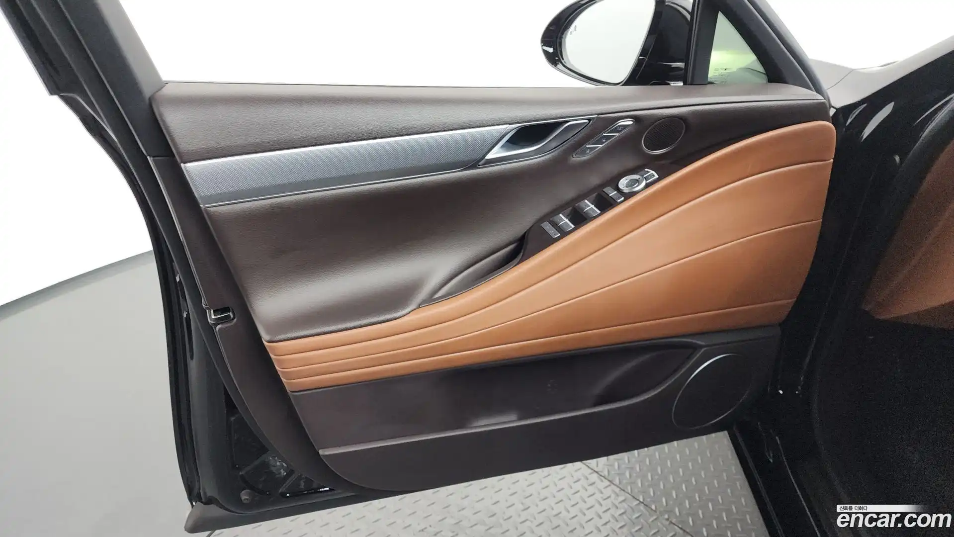 G80 Genesis 2020.11-INNER-034