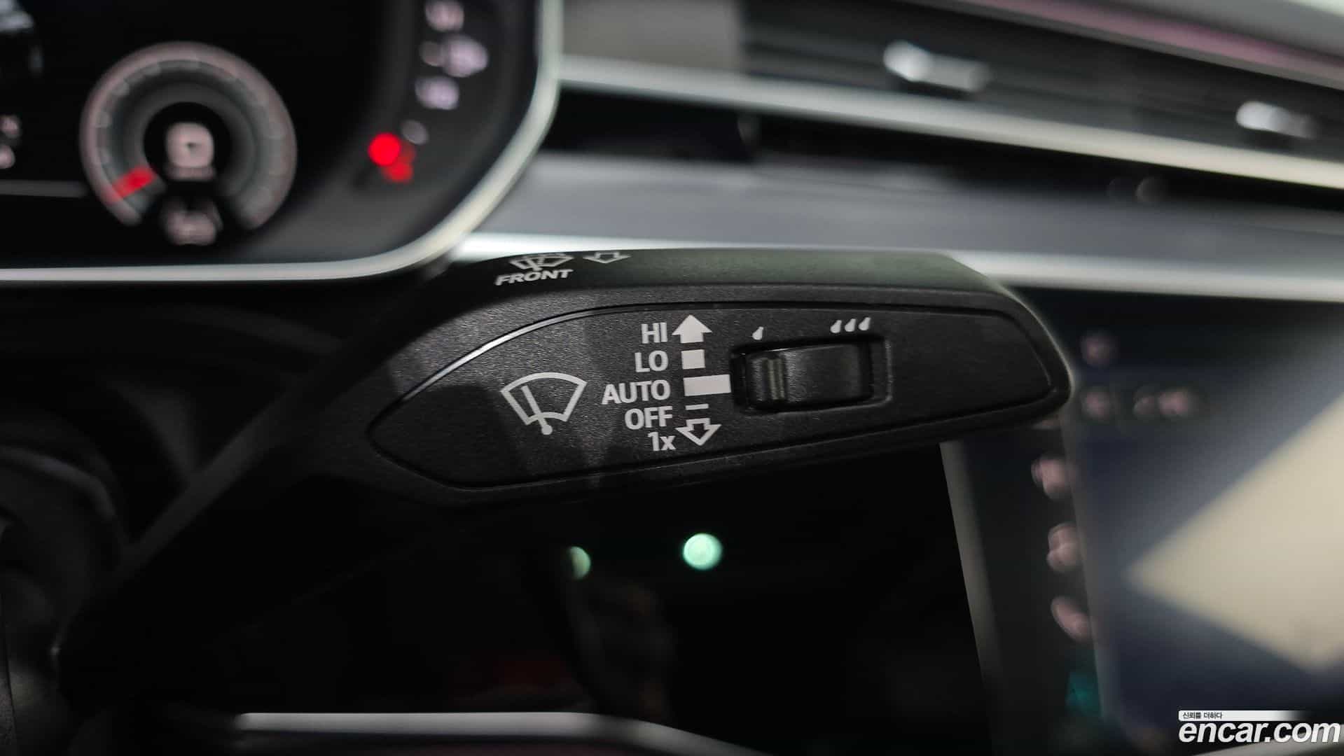 A8 Audi 2022.11-OPTION-043