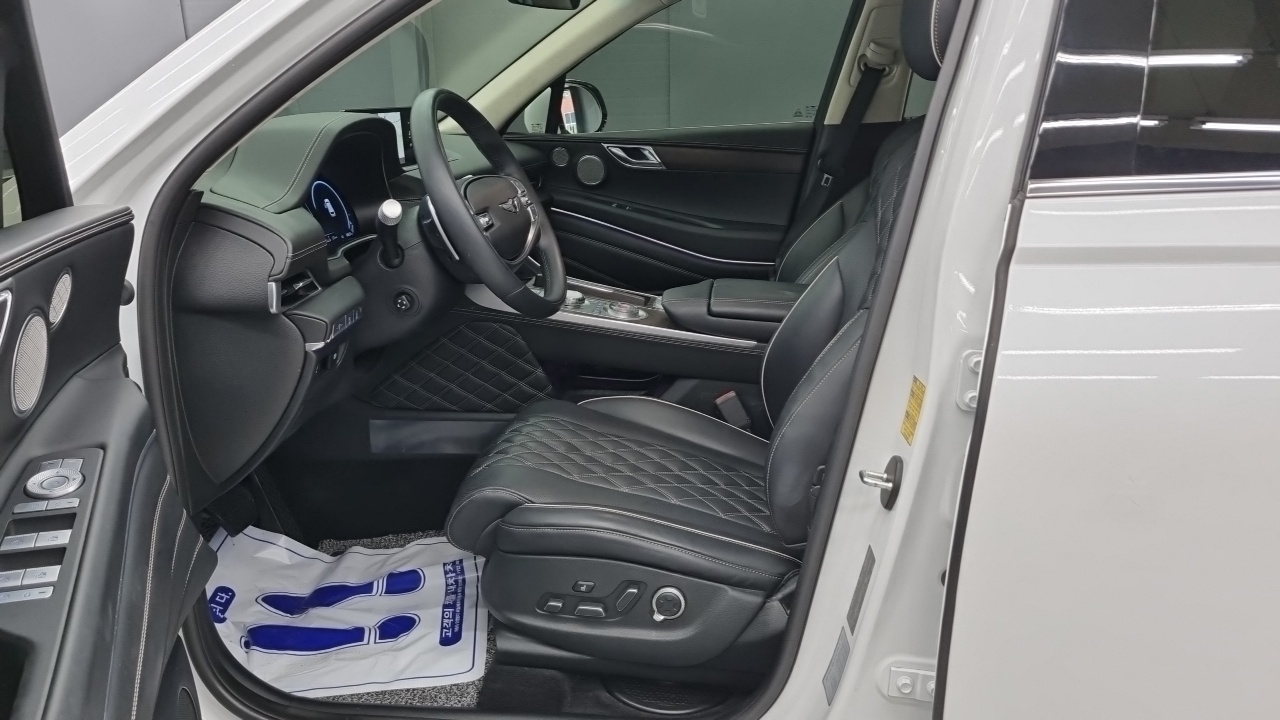 GV80 Genesis 2023.4-INNER-010
